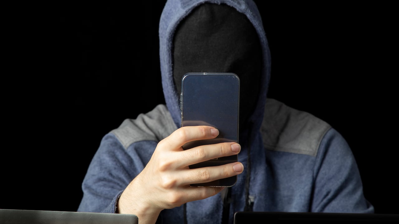 La suplantación de identidad en Apple ID se vuelve más creíble gracias al uso de páginas espejo.