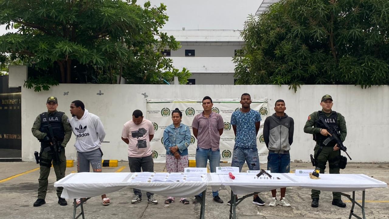 Estas personas capturadas serían determinadoras de las extorsiones a nombre de 'Los Costeños'.