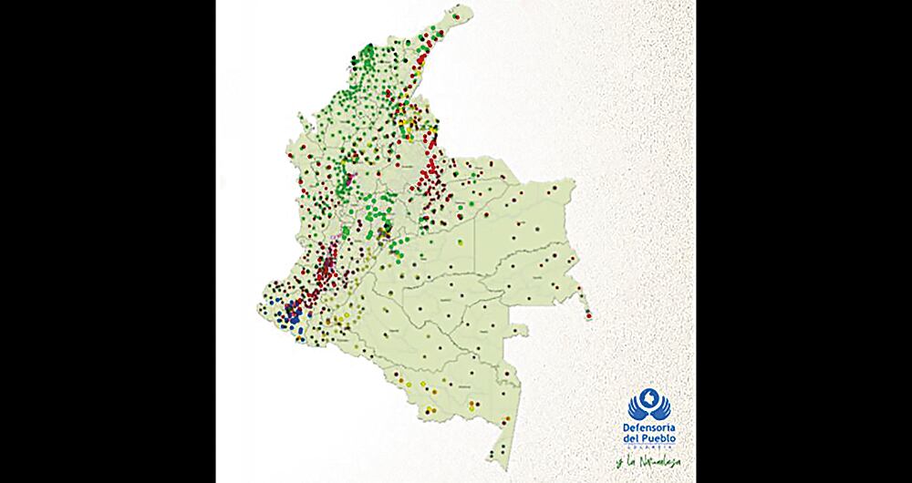 El Clan del Golfo posee modernos campamentos de entrenamiento. Los puntos verdes en el mapa marcan su presencia en el territorio.   