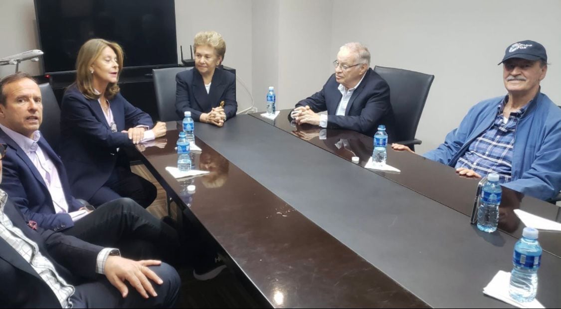 Marta Lucía Ramírez viaja rumbo a Venezuela