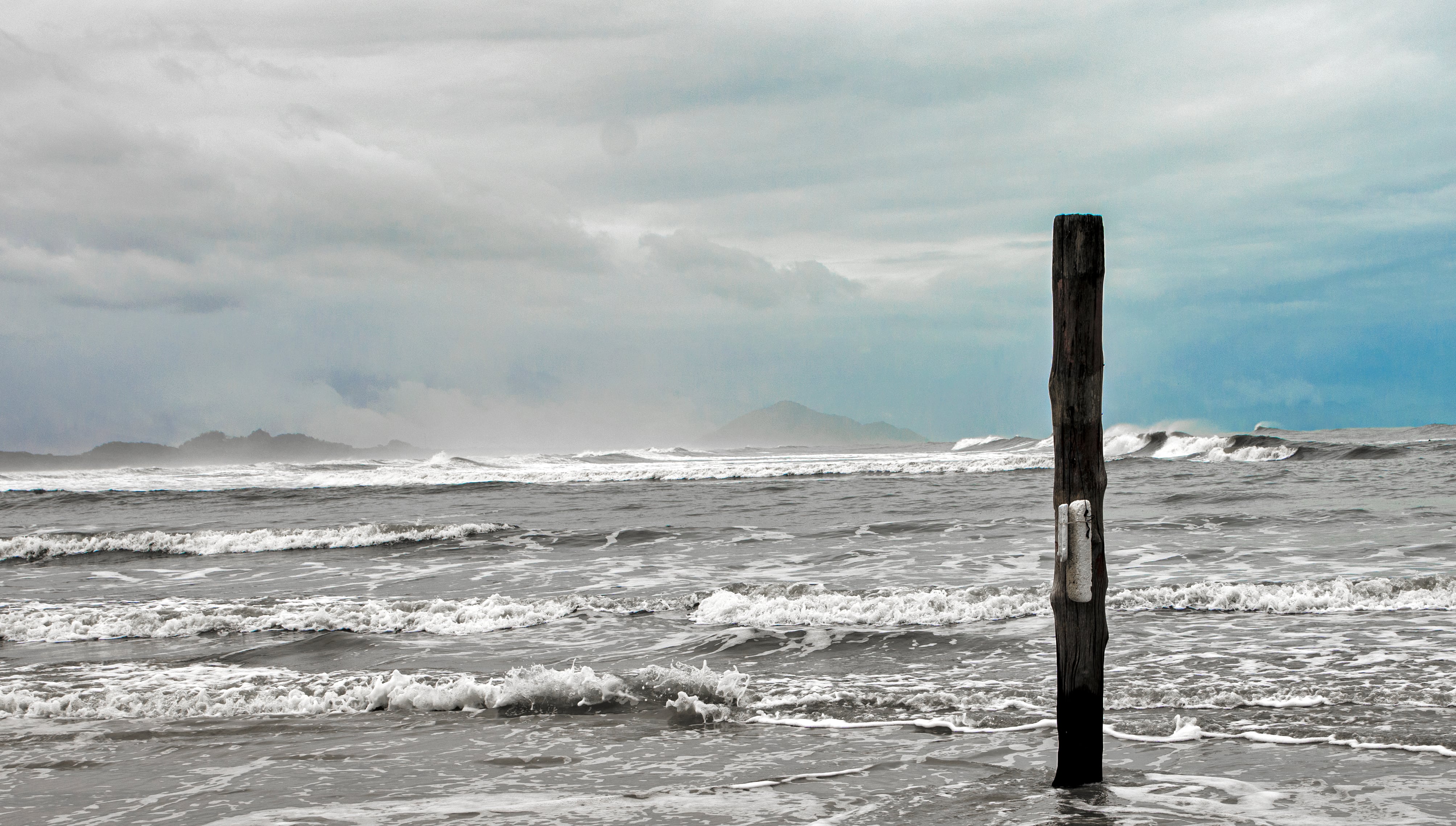 A very intense scene by the sea