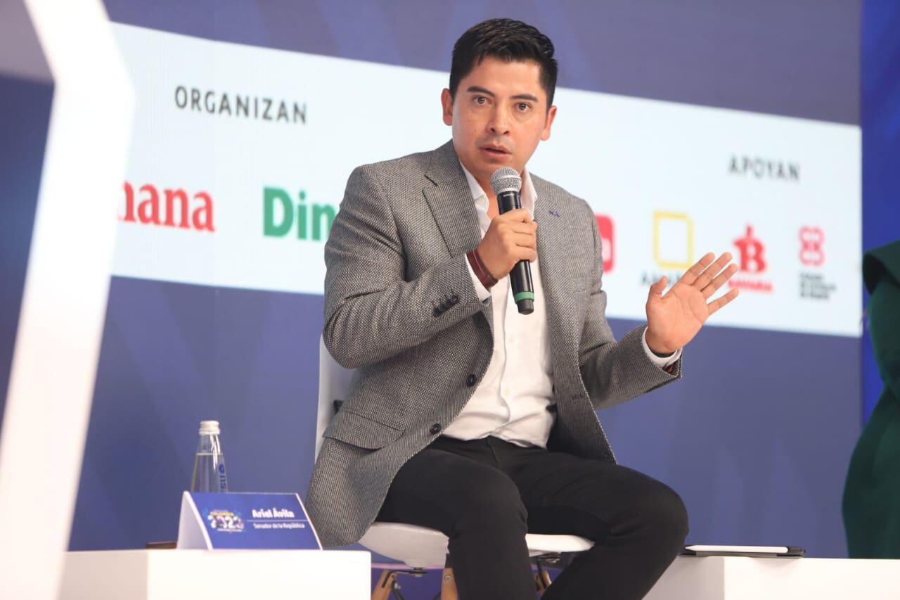 #forocolombia2023

 FORO COLOMBIA 2023
Enero 25, Club El Nogal