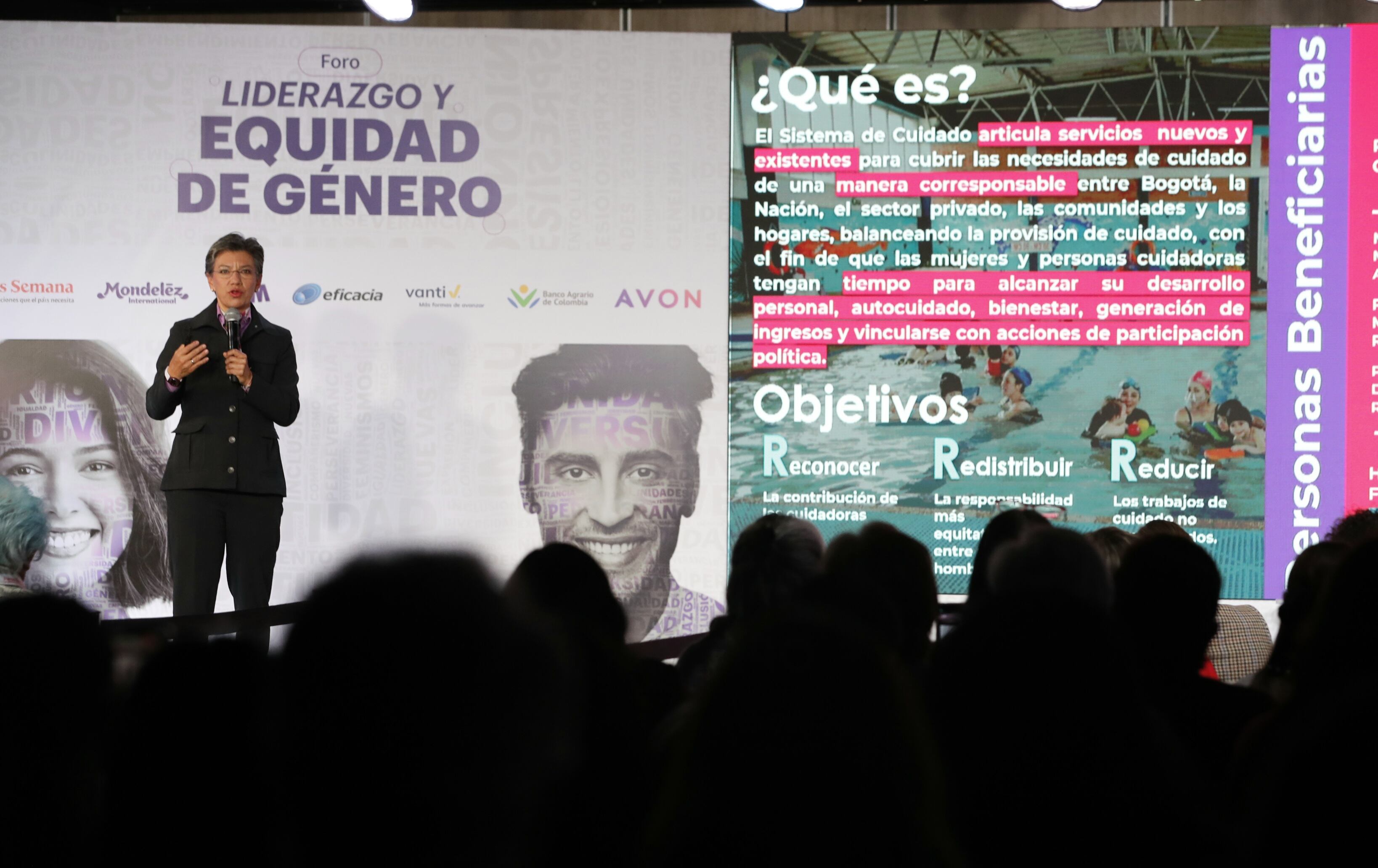 Claudia López, alcaldesa de Bogotá, durante el Foro Liderazgo y Equidad de Género que organizó Foros Semana