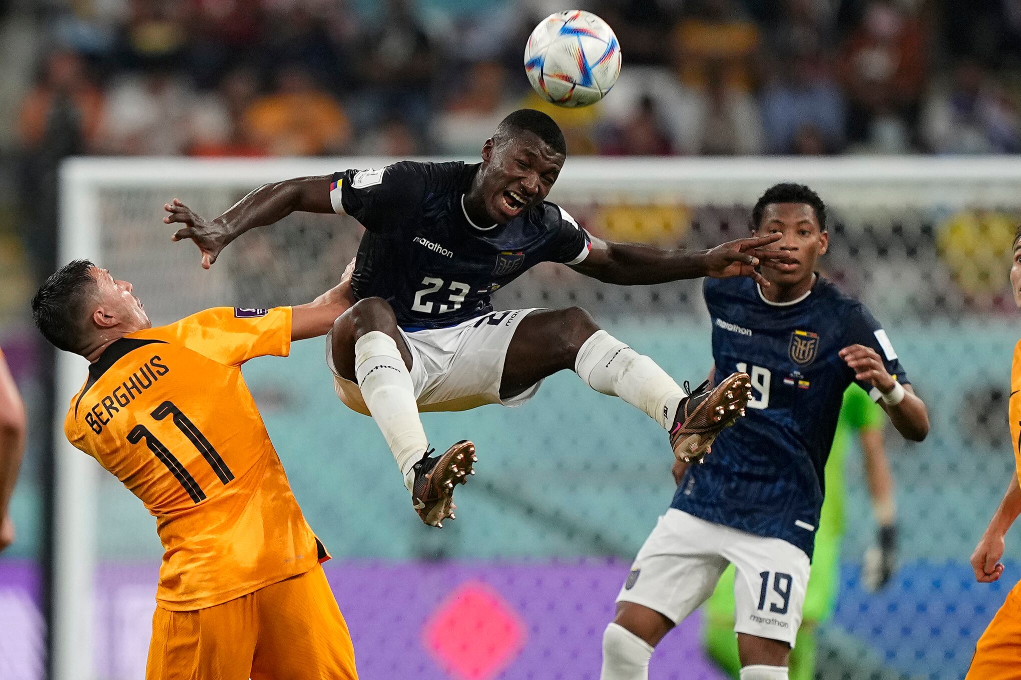 En imágenes: las jugadas del viernes en Qatar 2022