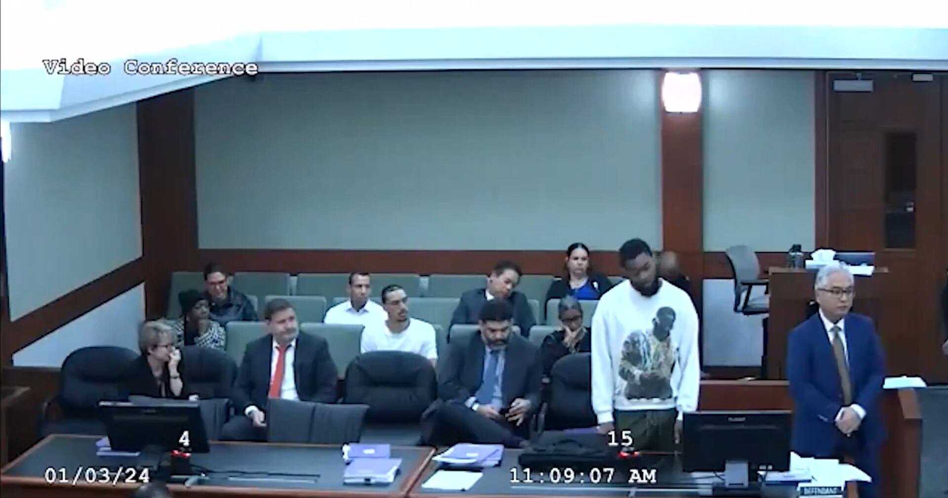 Todo ocurrió en medio de una audiencia de libertad condicional.