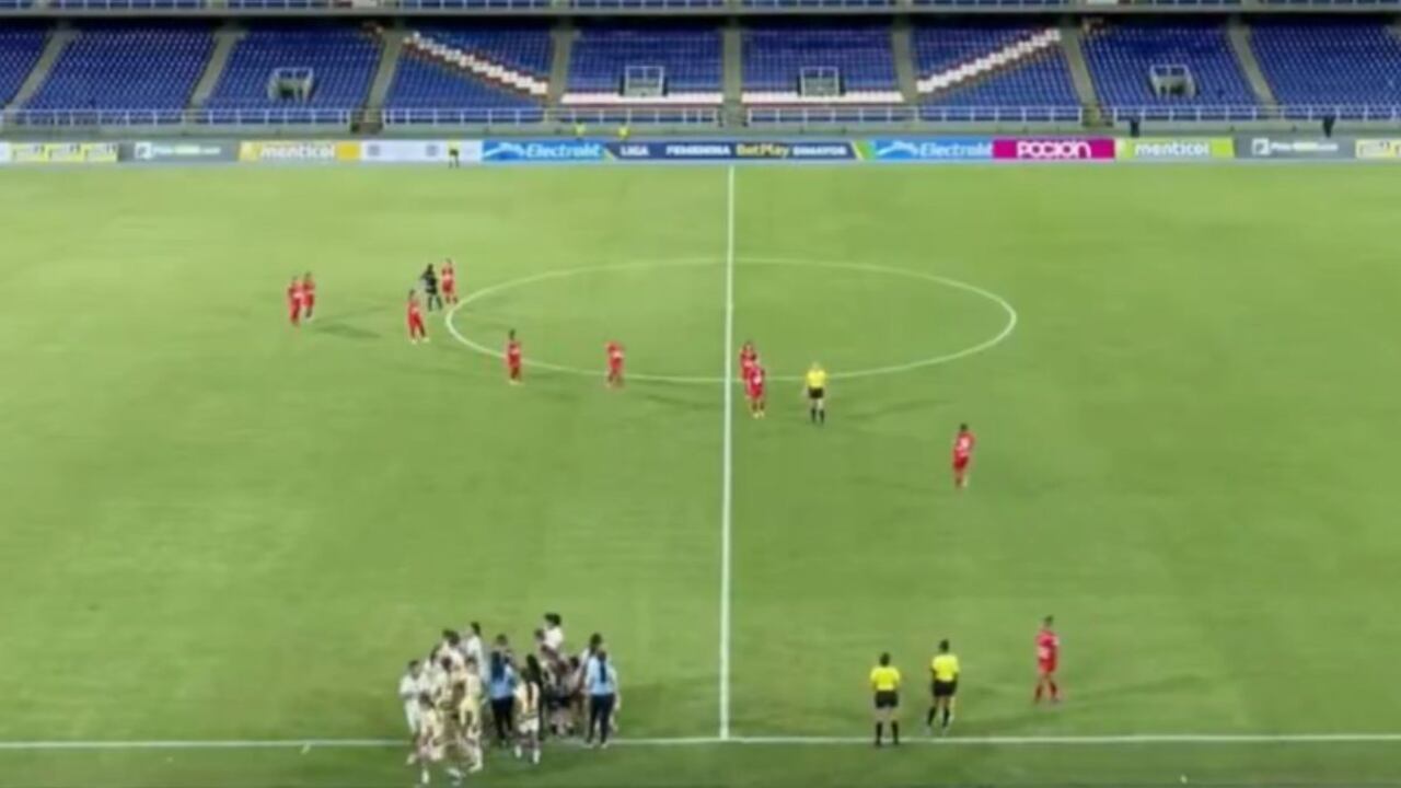 Polémica en el fútbol femenino en el partido entre América y Llaneros