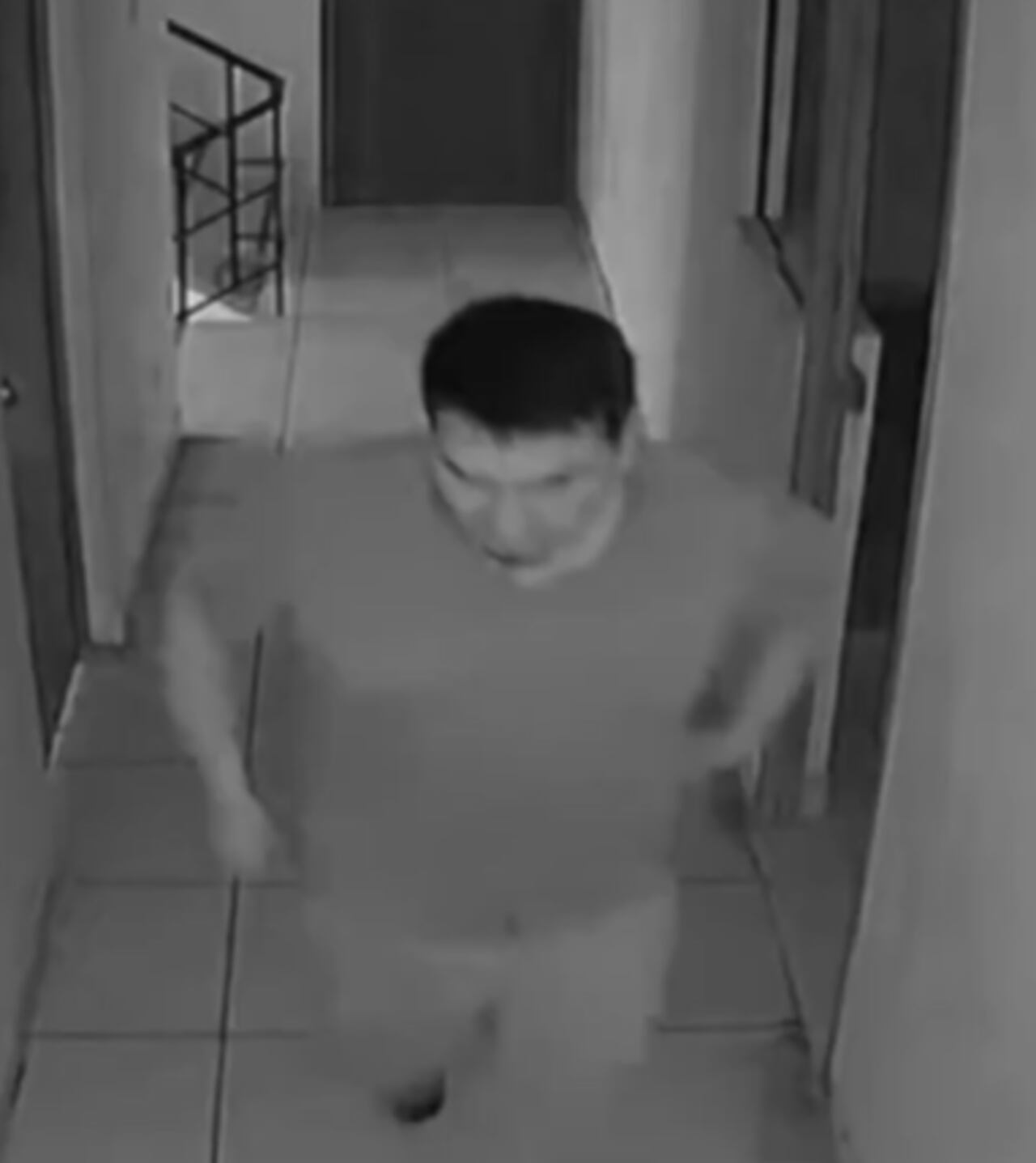 Las cámaras de seguridad captaron el momento donde los técnicos entraron a la vivienda