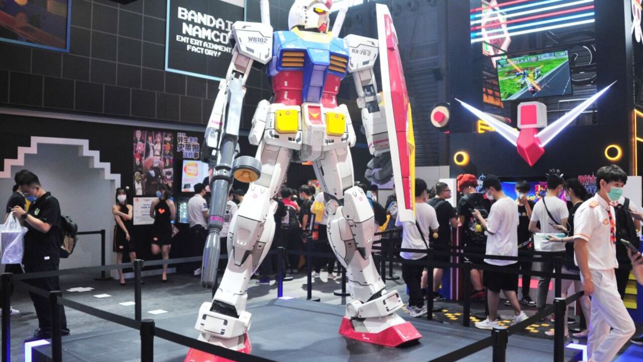 Este es Gundam, el robot japonés de 18 metros que camina