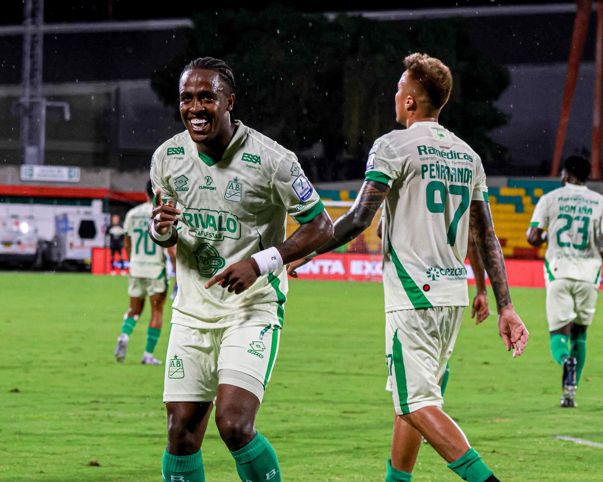 Bucaramanga celebró en casa ante Medellín.