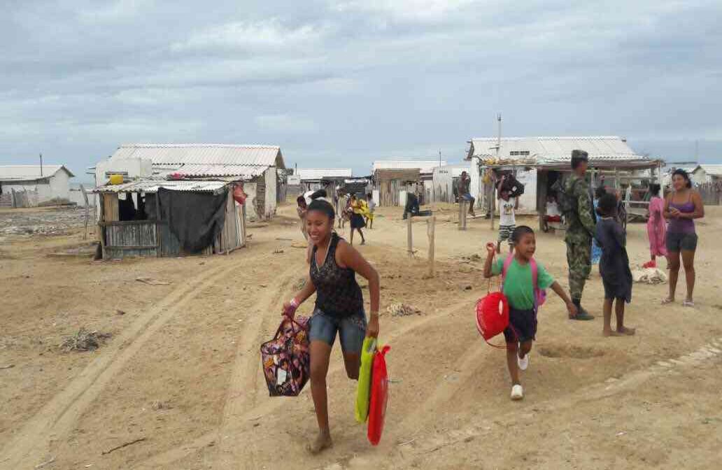 En Manaure y Pájaro (La Guajira) fueron evacuadas miles de personas.