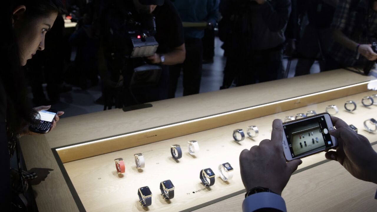 Usuarios de iPhone tendrán que autorizar el uso de su información confidencial.