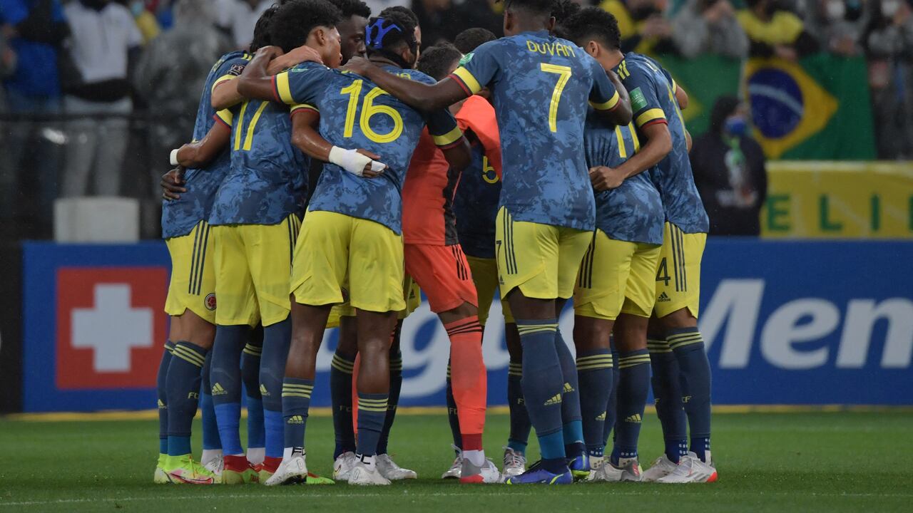 Con la derrota ante Brasil, la clasificación de la Selección Colombia al Mundial de Catar 2002 queda comprometida para las últimas cinco jornadas de las Eliminatorias.