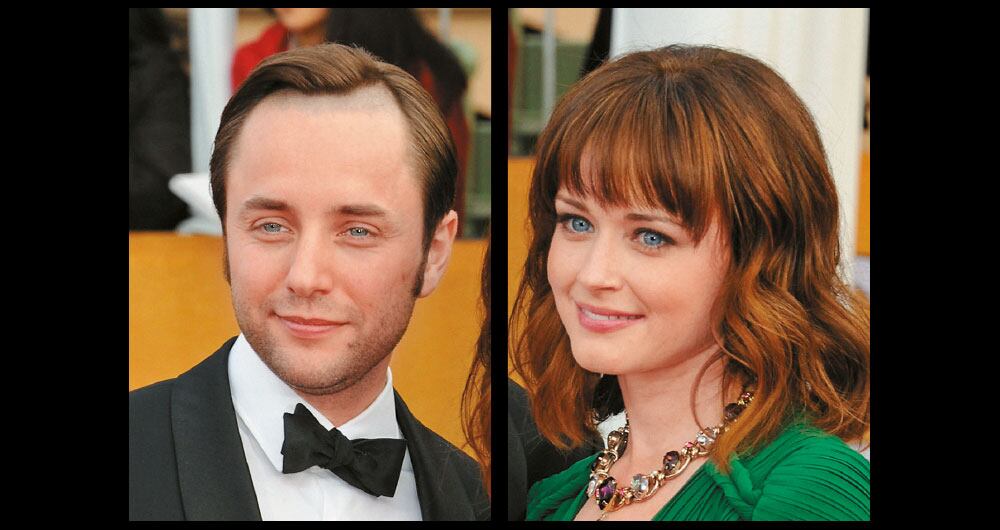  Los actores Vincent Kartheiser y Alexis Bledel comparten el mismo color de ojos. En esta foto su parecido es asombroso.   