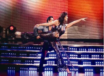 Bailar puede ser considerado un ejercicio que aporta a la salud mental, fortalece relaciones sociales y vínculos afectivos. 