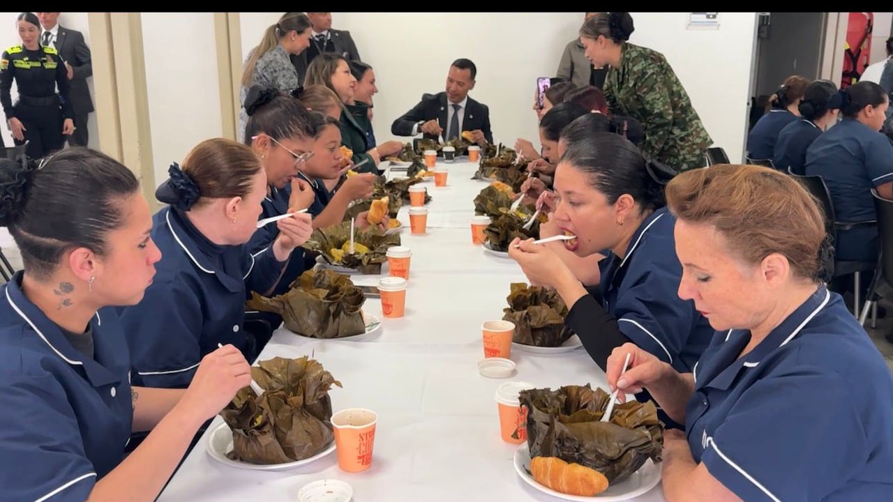 Desayuno en MinDefensa.