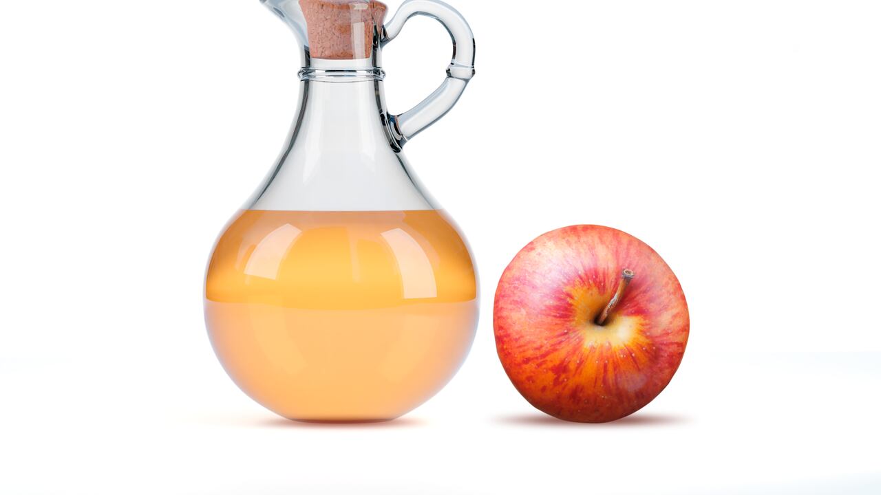 El vinagre de manzana es una gran opción para combatir estos problemas.