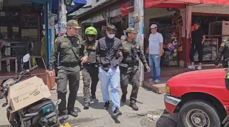 El hombre fue detenido en el barrio San Bernardo.