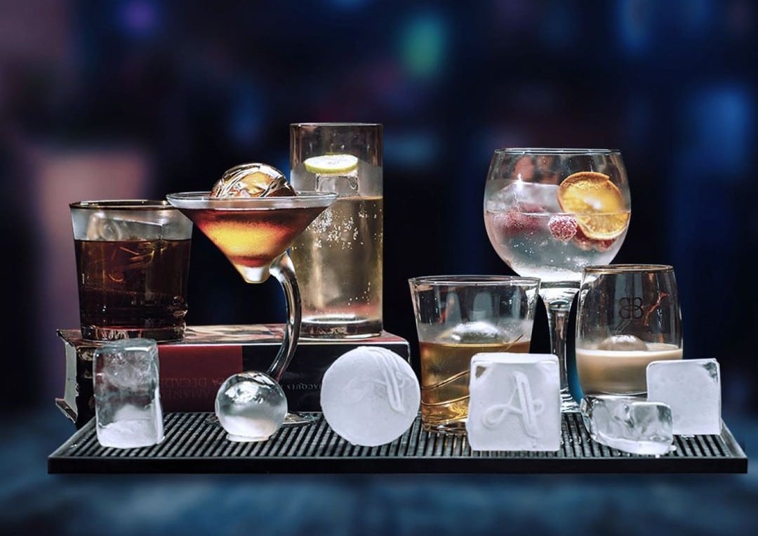 Aunque parece un ingrediente obvio, el hielo ha adquirido una categoría importante en el estatus de un coctel.