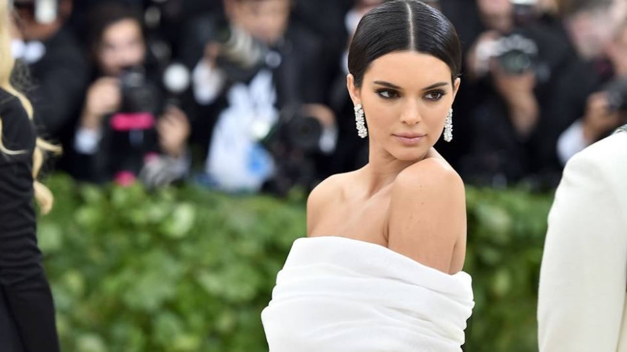 10. Kendall Jenner, modelo y empresaria estadounidense — US$500.000 por publicación.