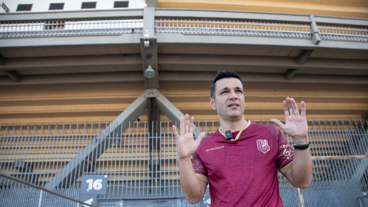 Juan Diego Alvira en el estadio el Campin