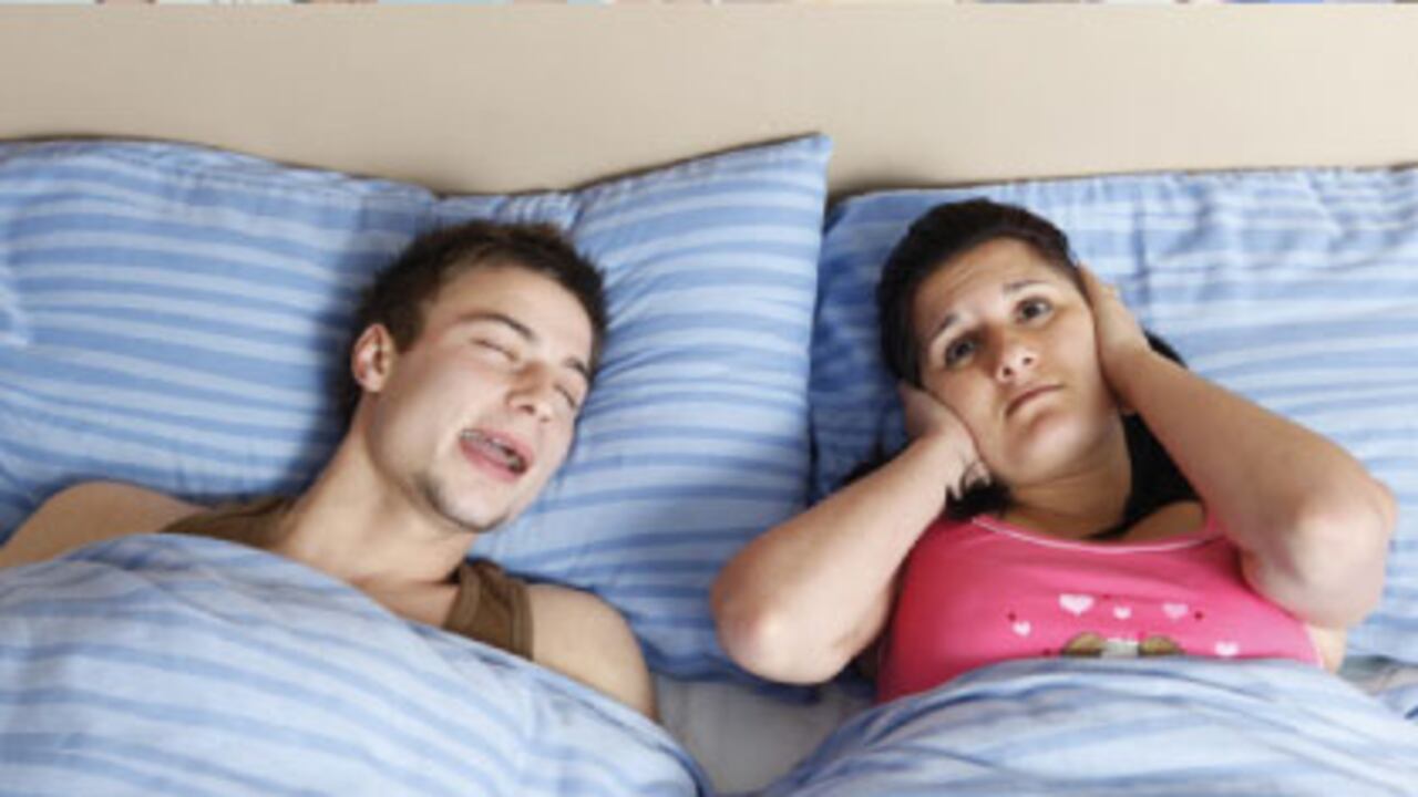 SEgun los estudios, los adultos se despiertan seis veces en la noche por culpa del otro