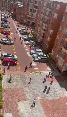 Evacuación de edificios en Bogotá.