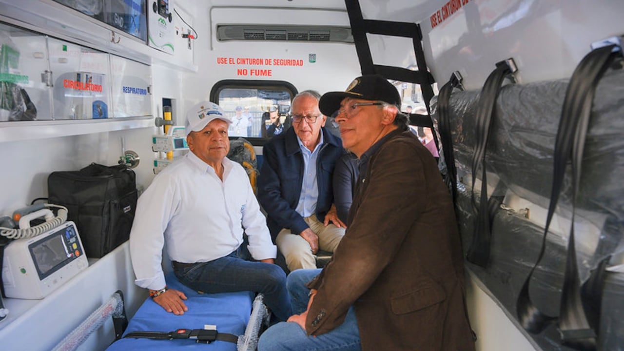 El presidente Gustavo Petro reveló detalles de una transformación que ordenó sobre su modelo de salud.