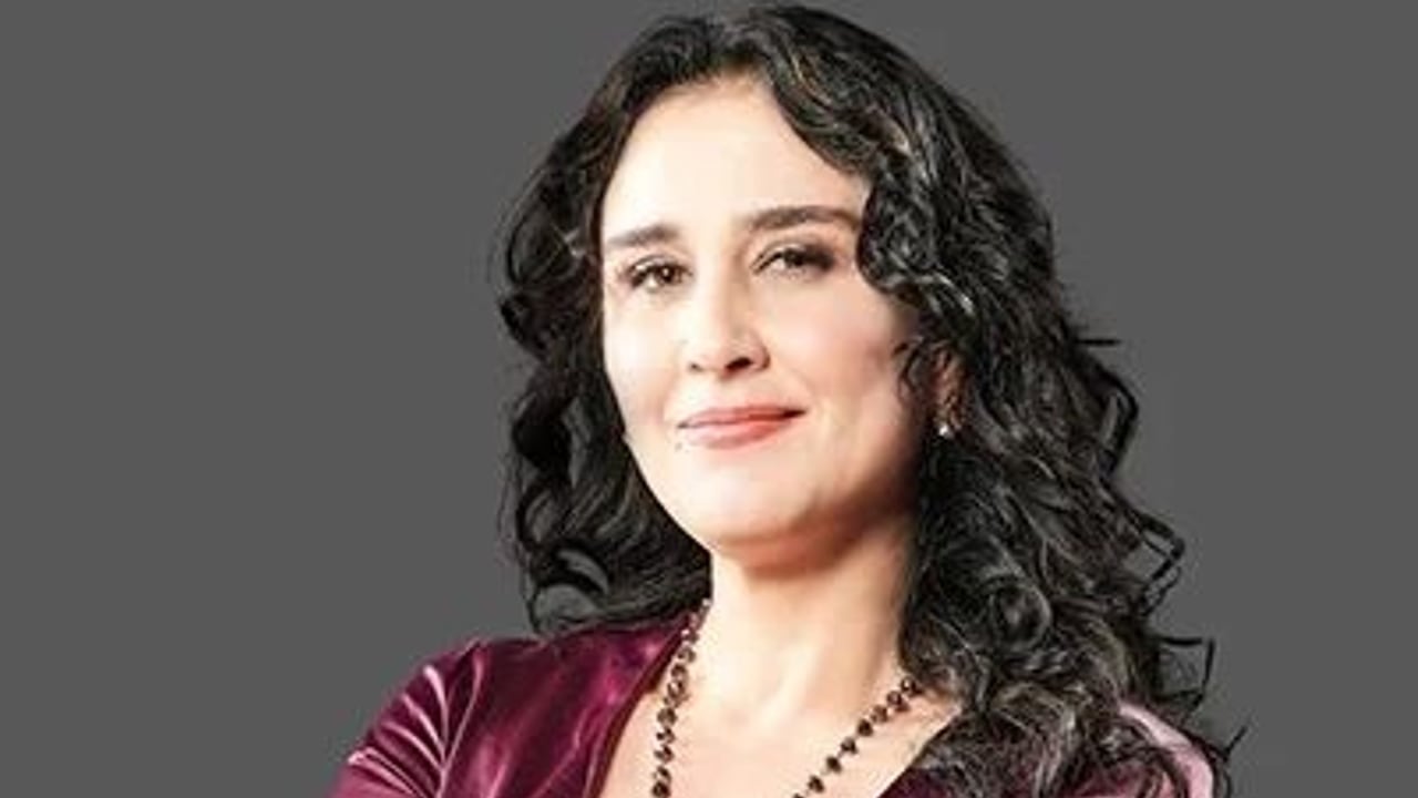 Las fotos más picantes de Tania Robledo, la actriz de Padres e Hijos que ahora está en 'La isla de los famosos'