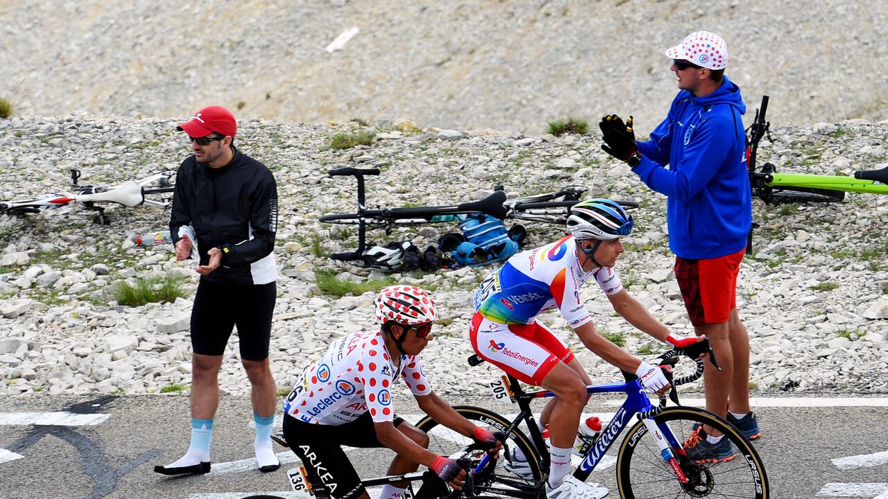 Nairo Quintana del Arkea Samsic en el ascenso al Mont Ventoux