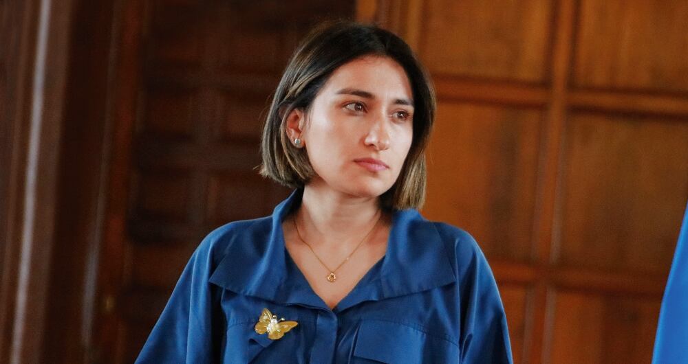 LAURA SARABIA Canciller