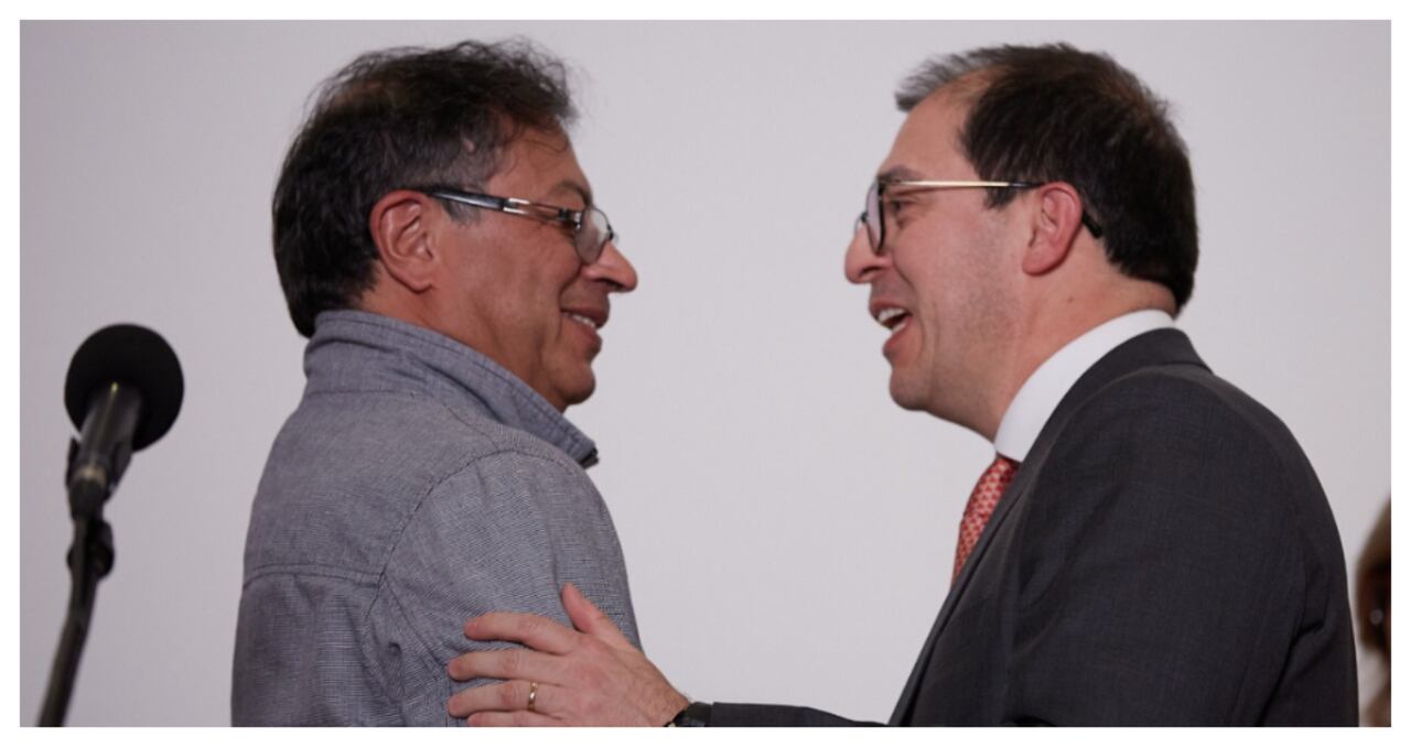 El presidente Gustavo Petro y el fiscal general de la Nación, Francisco Barbosa