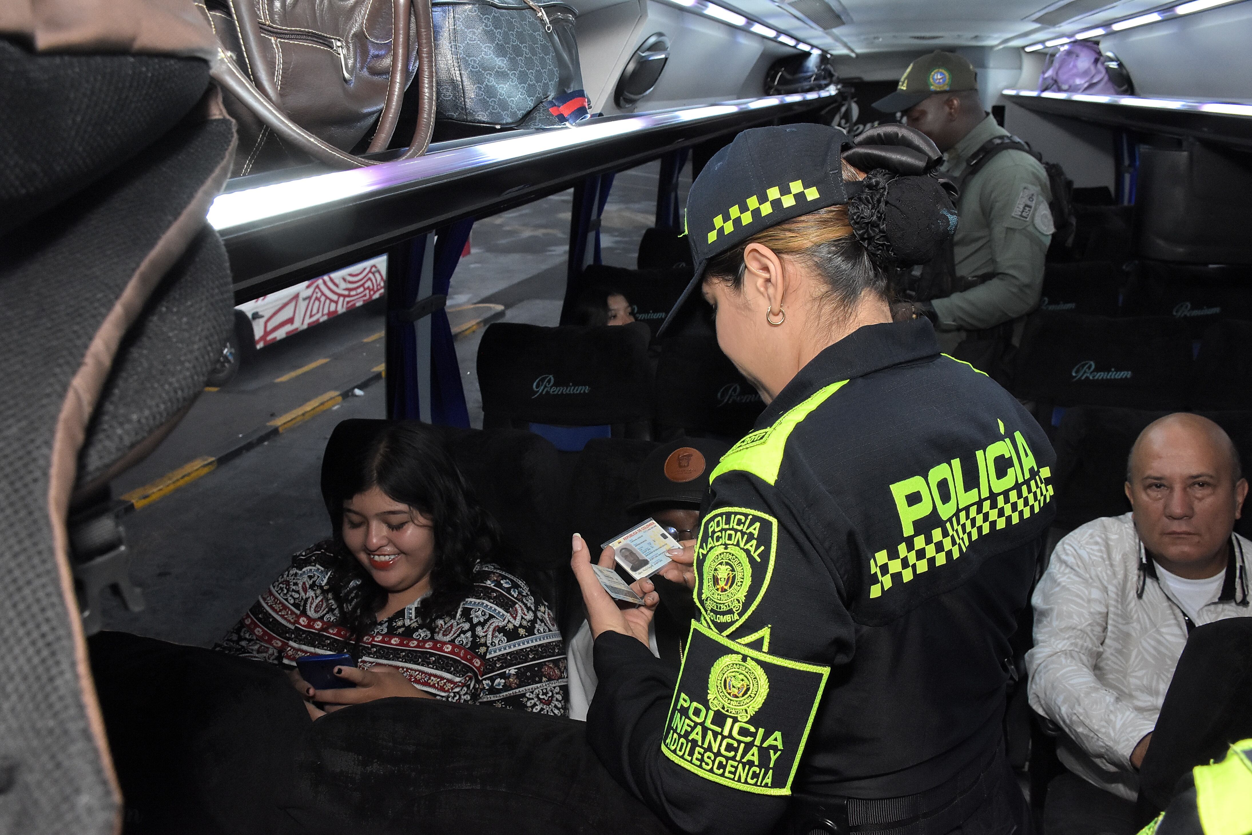 Lanzamiento Plan de Seguridad Semana Santa en Familia desde la Terminal de transportes de Cali.