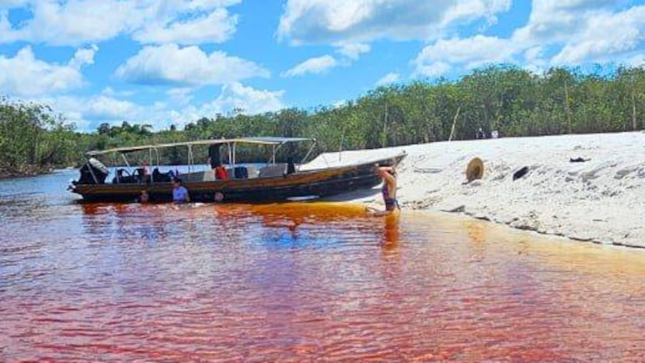 Caño San Joaquín en Guainía.