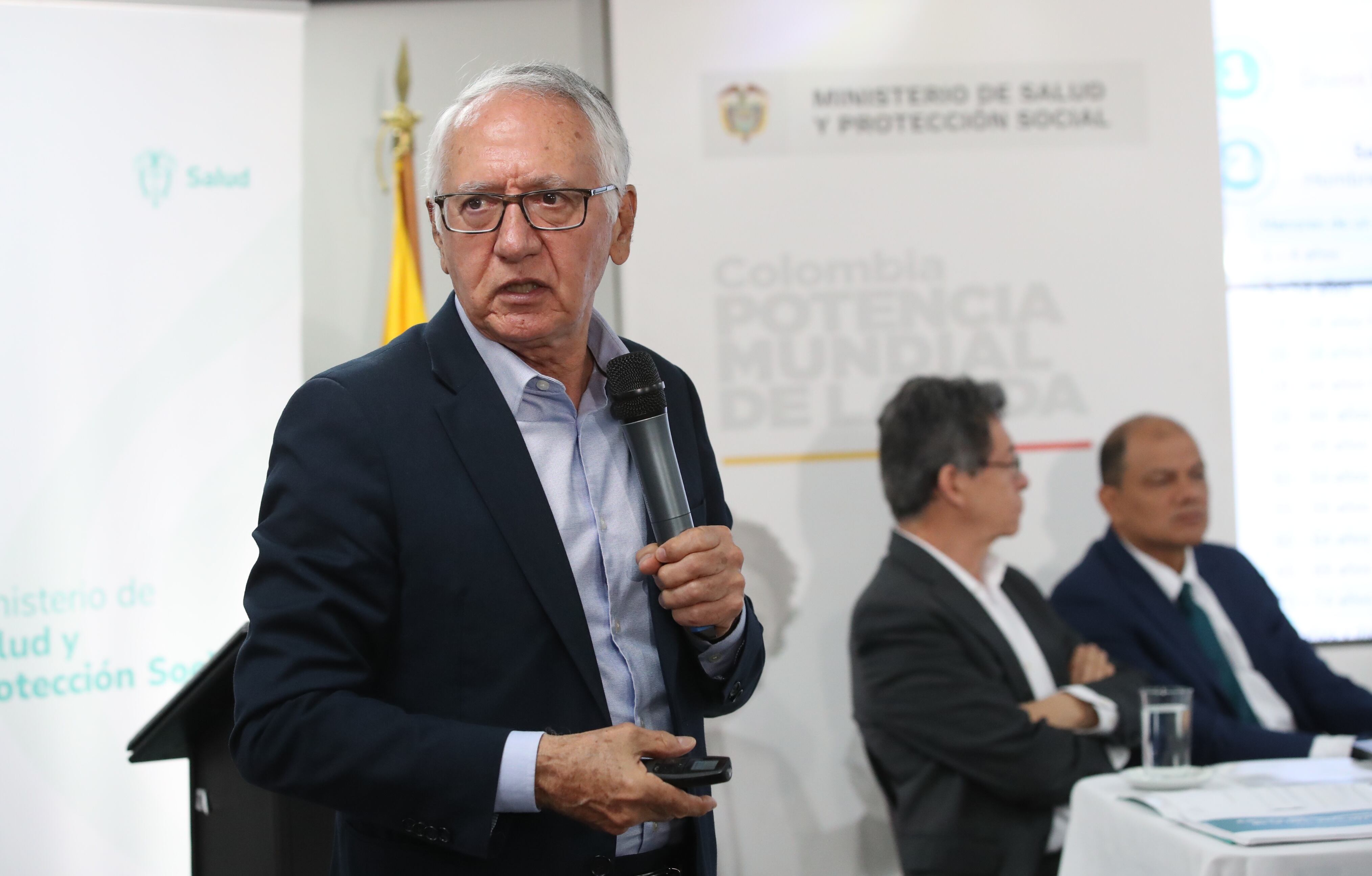 Guillermo Alfonso Jaramillo ministro de salud