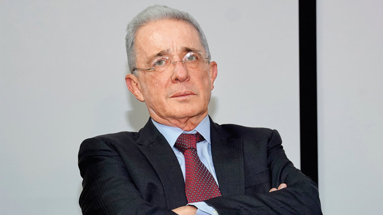 El lunes 28 de julio se conocerá el sentido del fallo en el juicio contra el expresidente Uribe. Está en juego si la jueza le da credibilidad al cuestionado Juan Guillermo Monsalve.