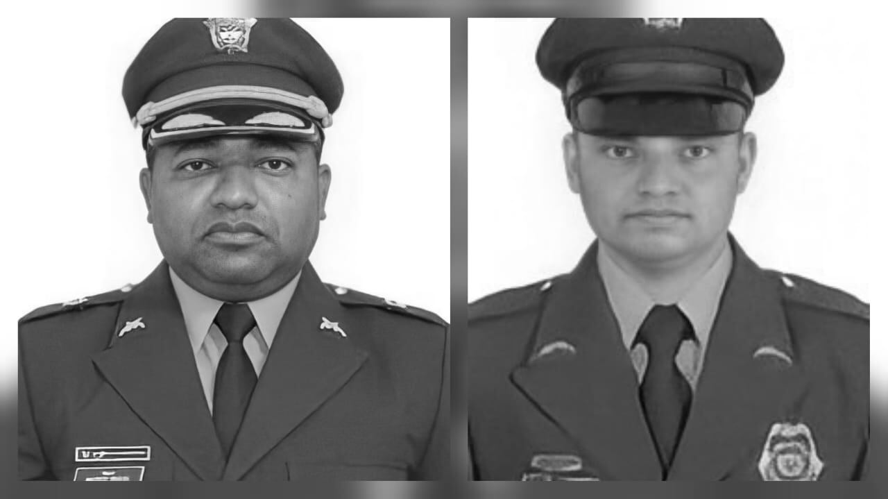 Asesinan al mayor Mauricio Grueso Monterrosa, comandante de Distrito 11 de Policía Frontino y al patrullero Wílber Alexánder Silva Goez, en Antioquia.