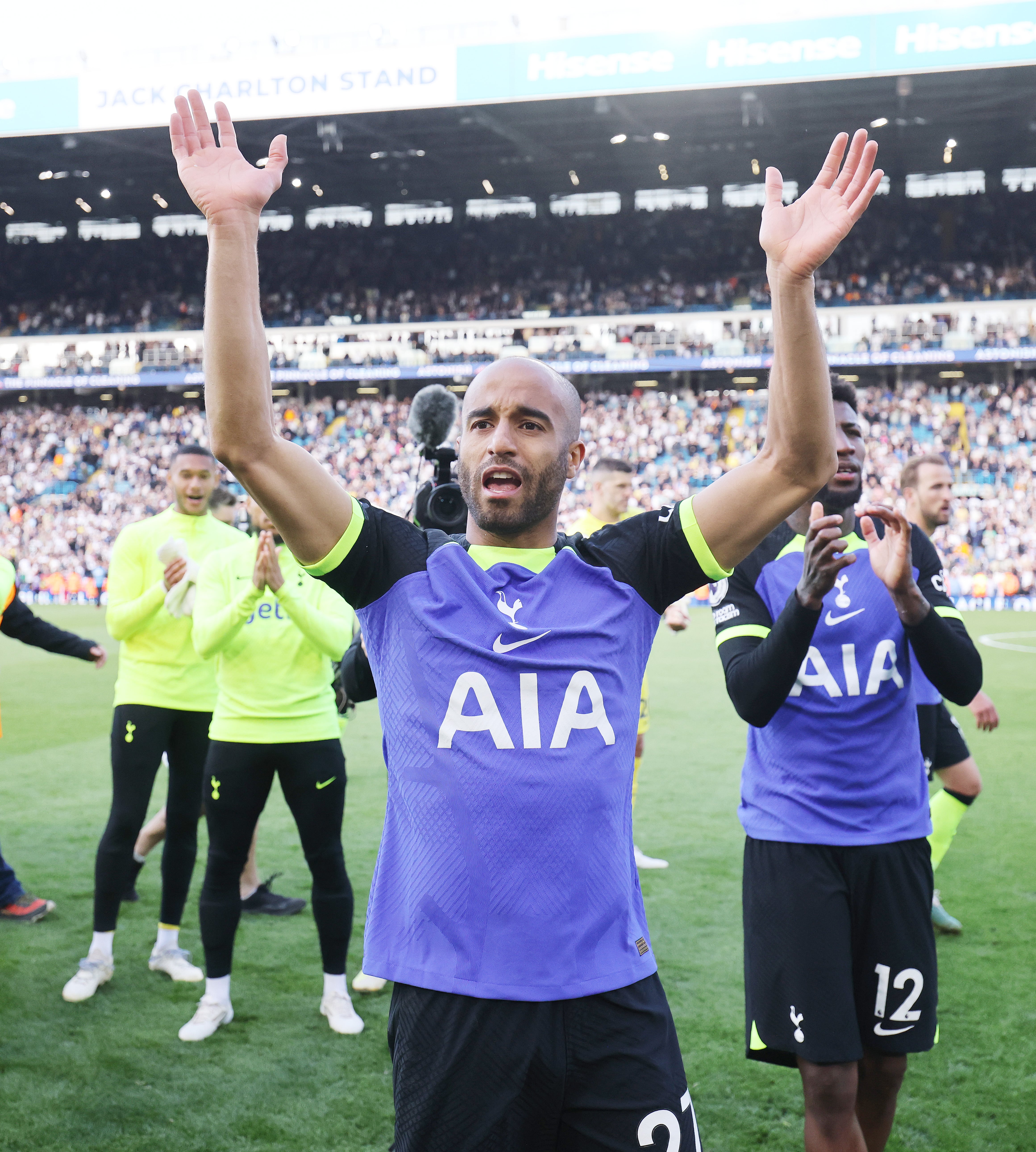 LEEDS, ENGLAND - MAY 28: Lucas Moura of Tottenham Hotspur acknowledges the fans following the Premier League match between Leeds United and Tottenham Hotspur at Elland Road on May 28, 2023 in Leeds, England. (Photo by Tottenham Hotspur FC/Tottenham Hotspur FC via Getty Images)