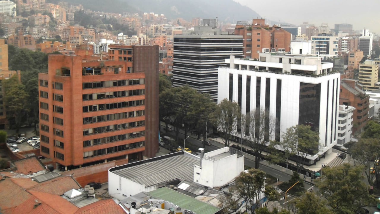 Corredor Centro Comercial Andino en el Norte de Bogotá.