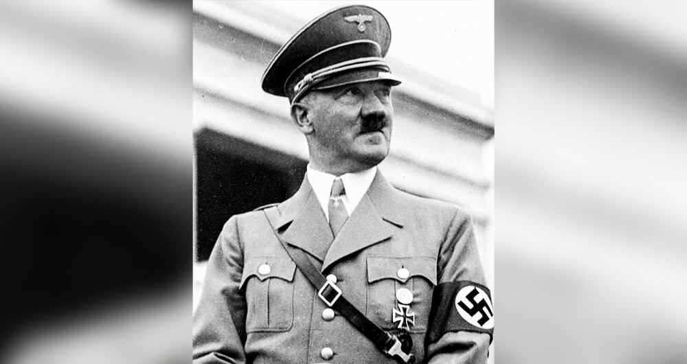 Hitler, confiado, violó su propia precaución de no luchar en dos frentes e invadió a la Unión Soviética en 1941. Ese error le costó la guerra.