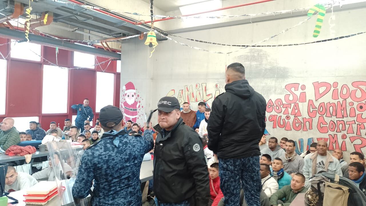 Megaoperativo en todas las cárceles del país.