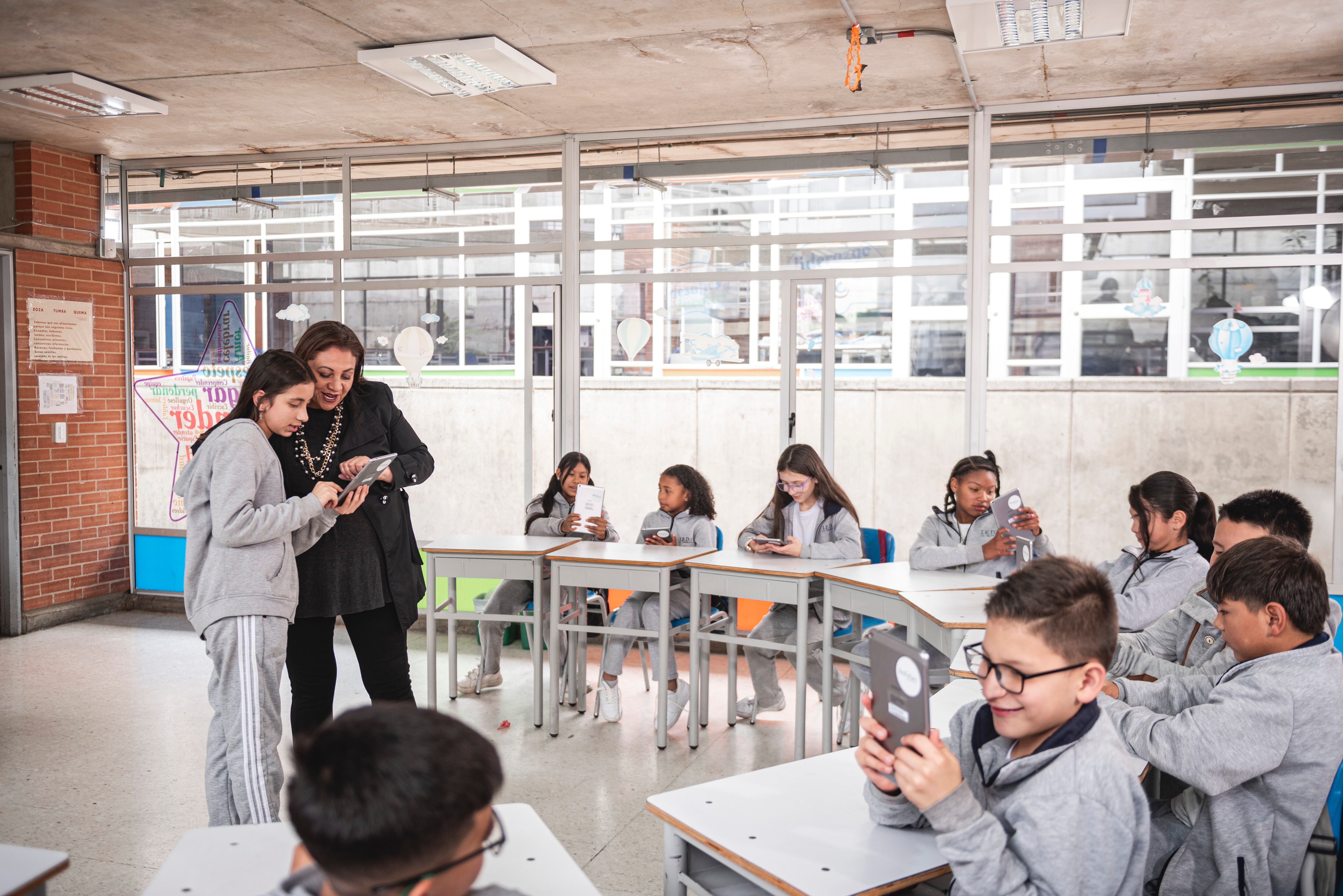 La personalización del aprendizaje y la atención a las necesidades especiales son algunas de las oportunidades de la inteligencia artificial en las aulas.
