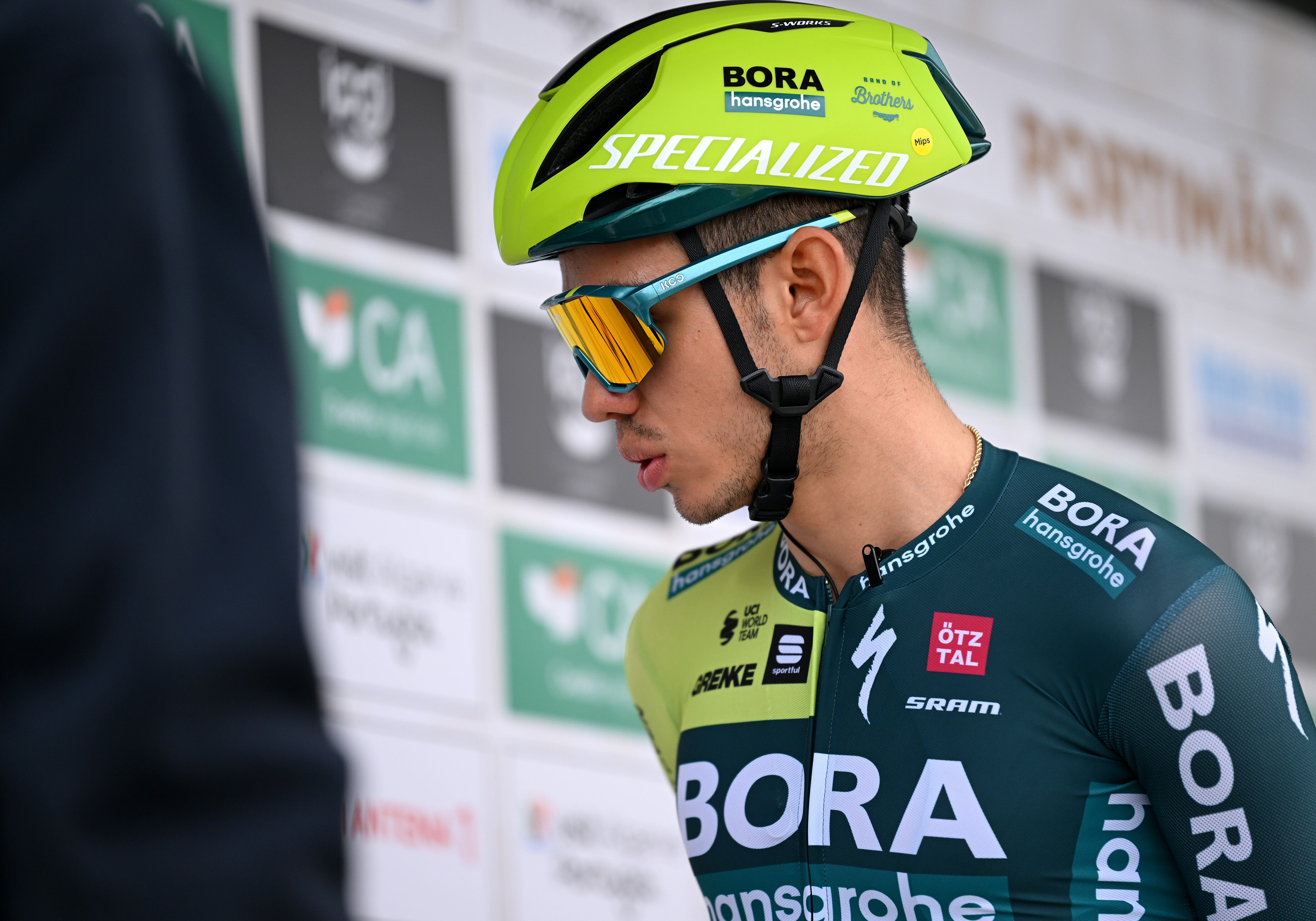 ¿Se meterá Sergio Higuita en el top 3 de la carrera?