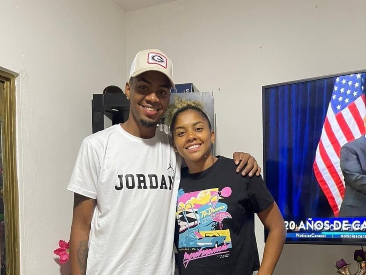 Jorelyn Carabalí y su hermano Paulo Andrés Carabalí.