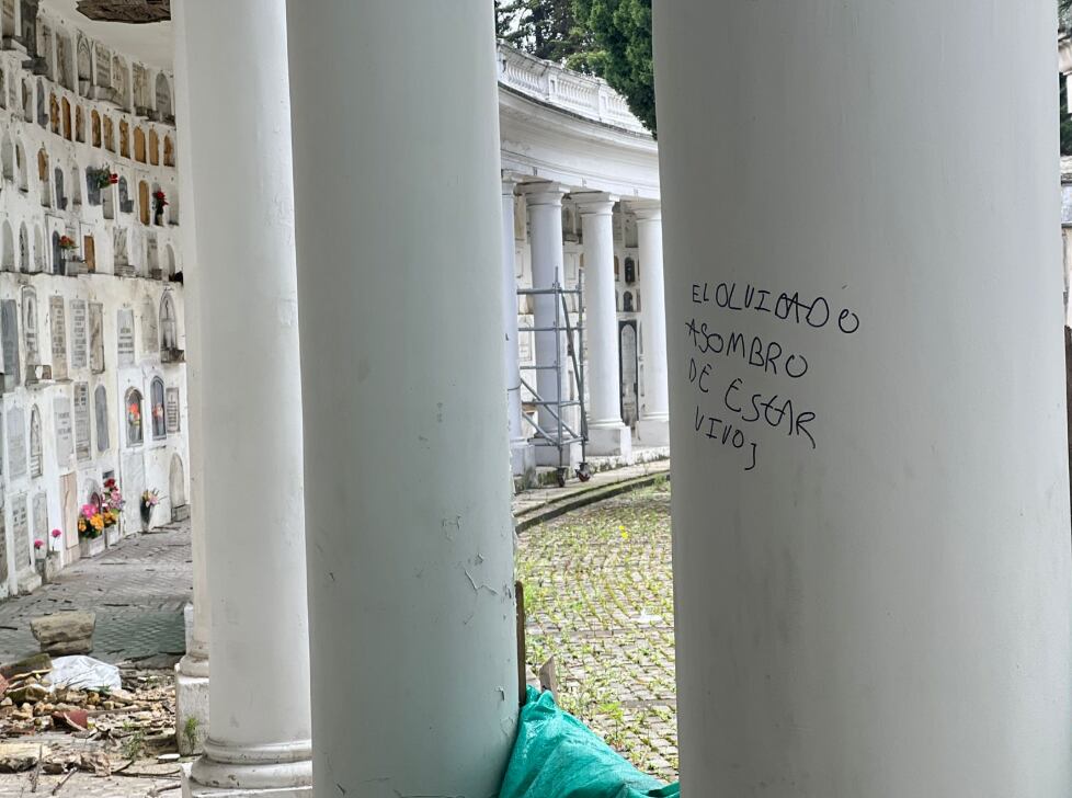 El Cementerio central de Bogotá, a cargo de la Uaesp, estaría en total abandono, según la concejala Diana Diago.