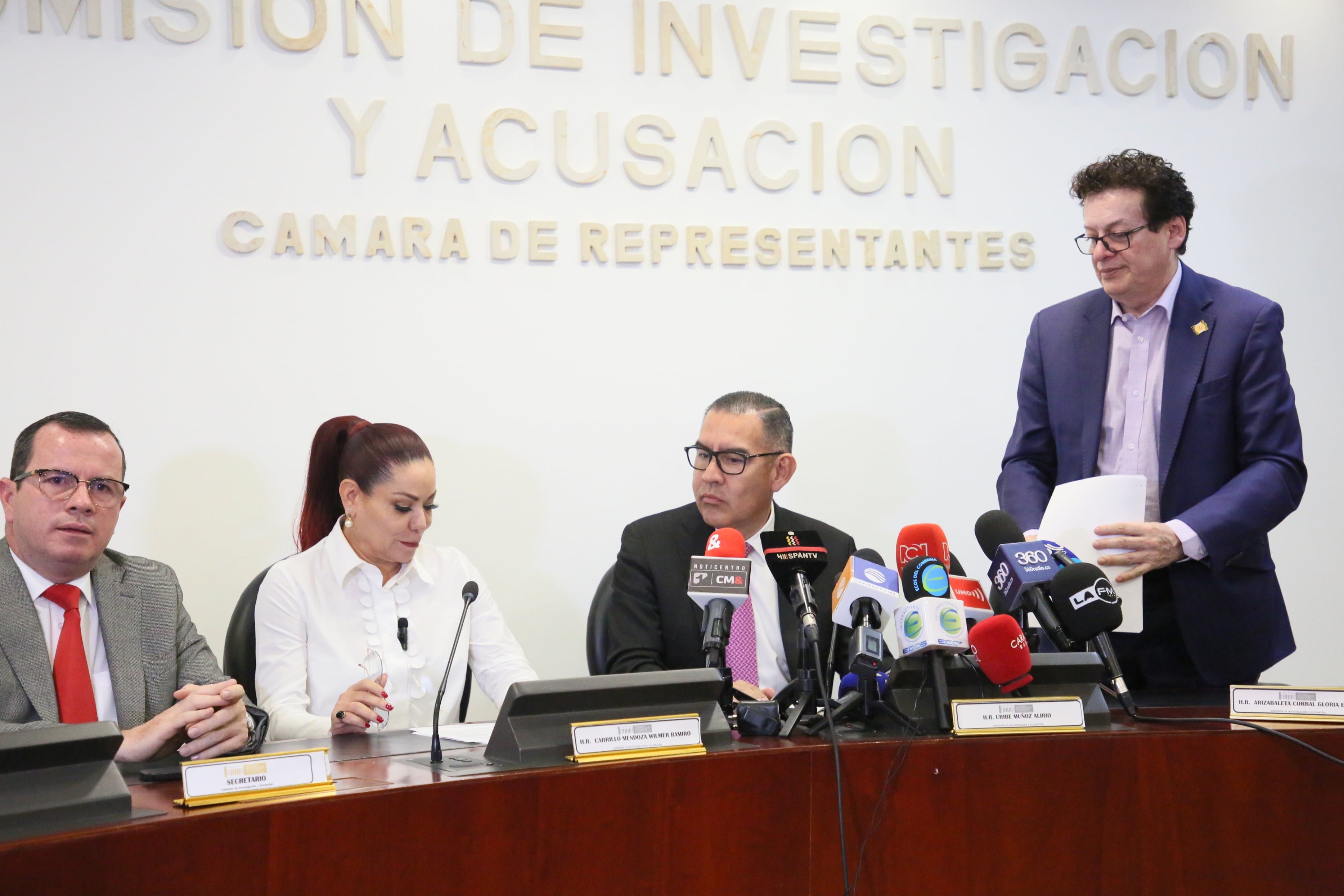 Comisión Legal de Investigación y Acusación