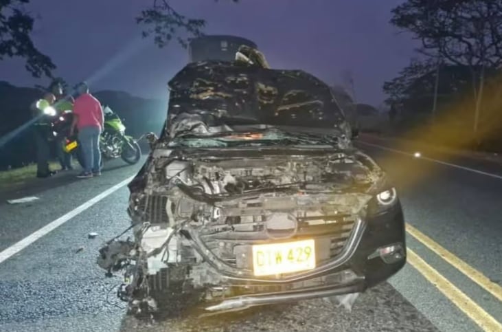 Carro en el que iba Andrea Lugo, junto a su esposo.