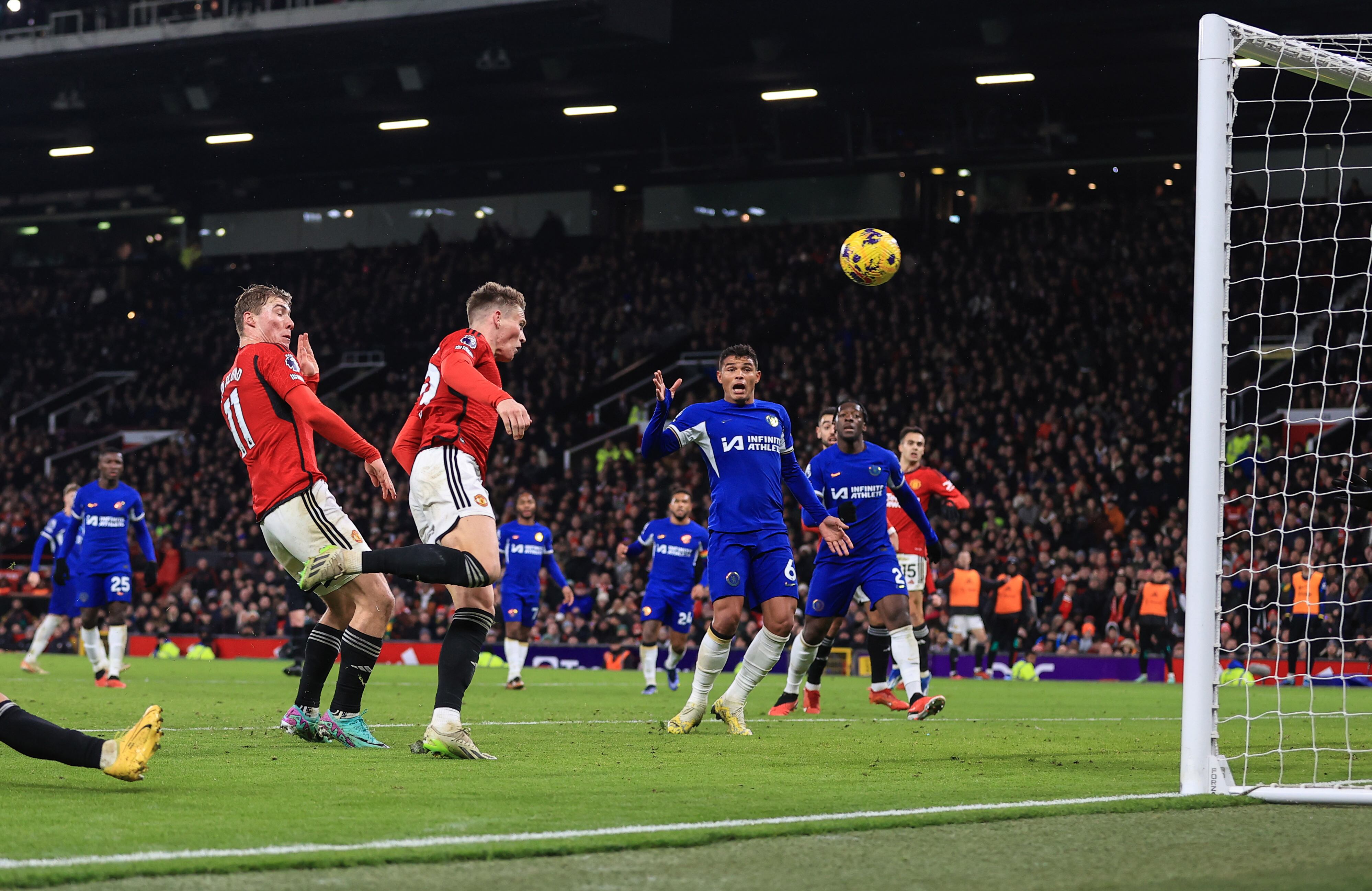 Uno de los más recientes clásicos entre el United y Chelsea en Premier League
