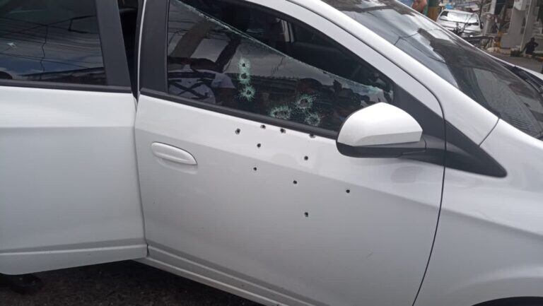 Ataque sicarial en Buenaventura deja en duda paz entre Los Shottas y Los Espartanos; la víctima recibió varios impactos de bala.