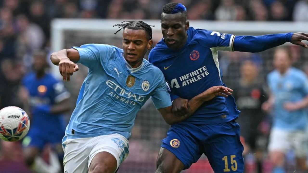 Manchester City y Chelsea protagonizaron vibrante duelo.
