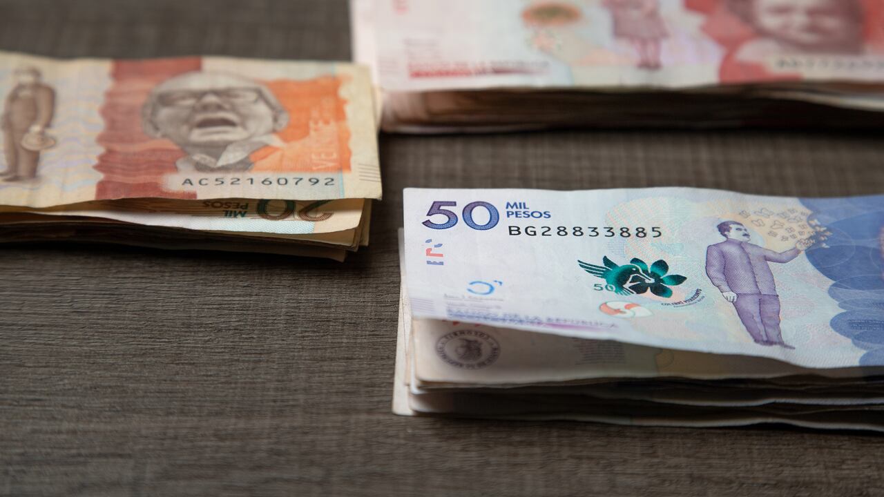 La prima de mitad de año representa una oportunidad financiera importante para los trabajadores en Colombia.